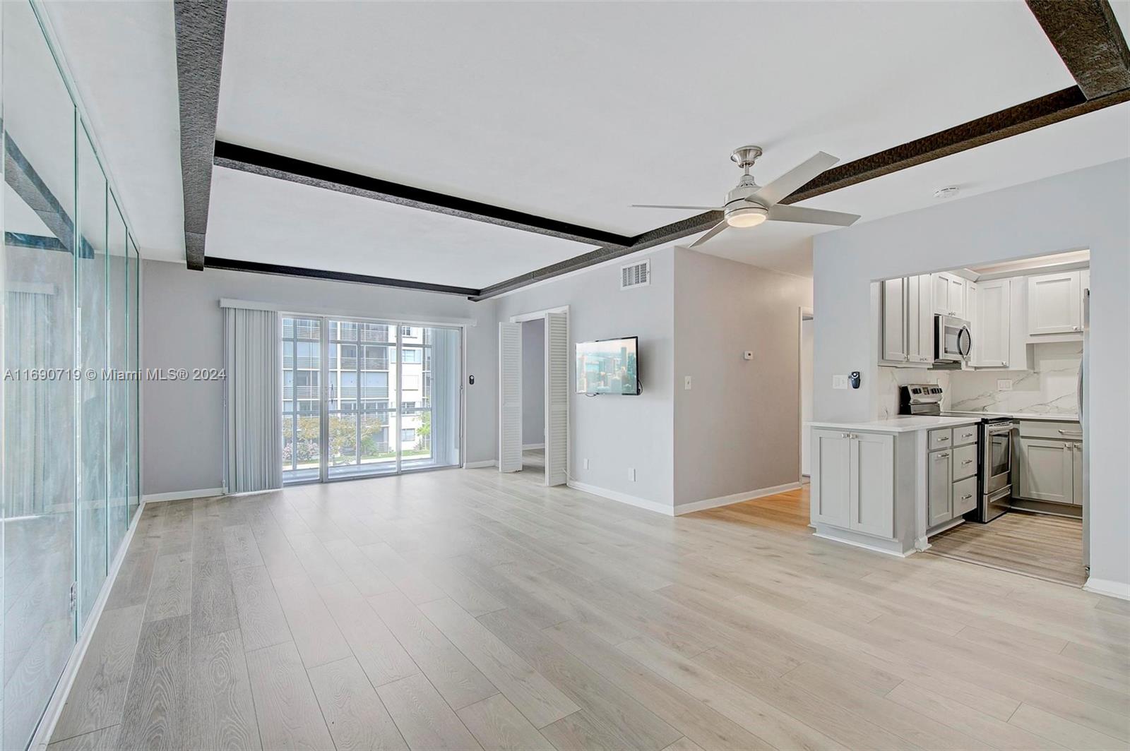 RIVER SHORES CONDO - Residential