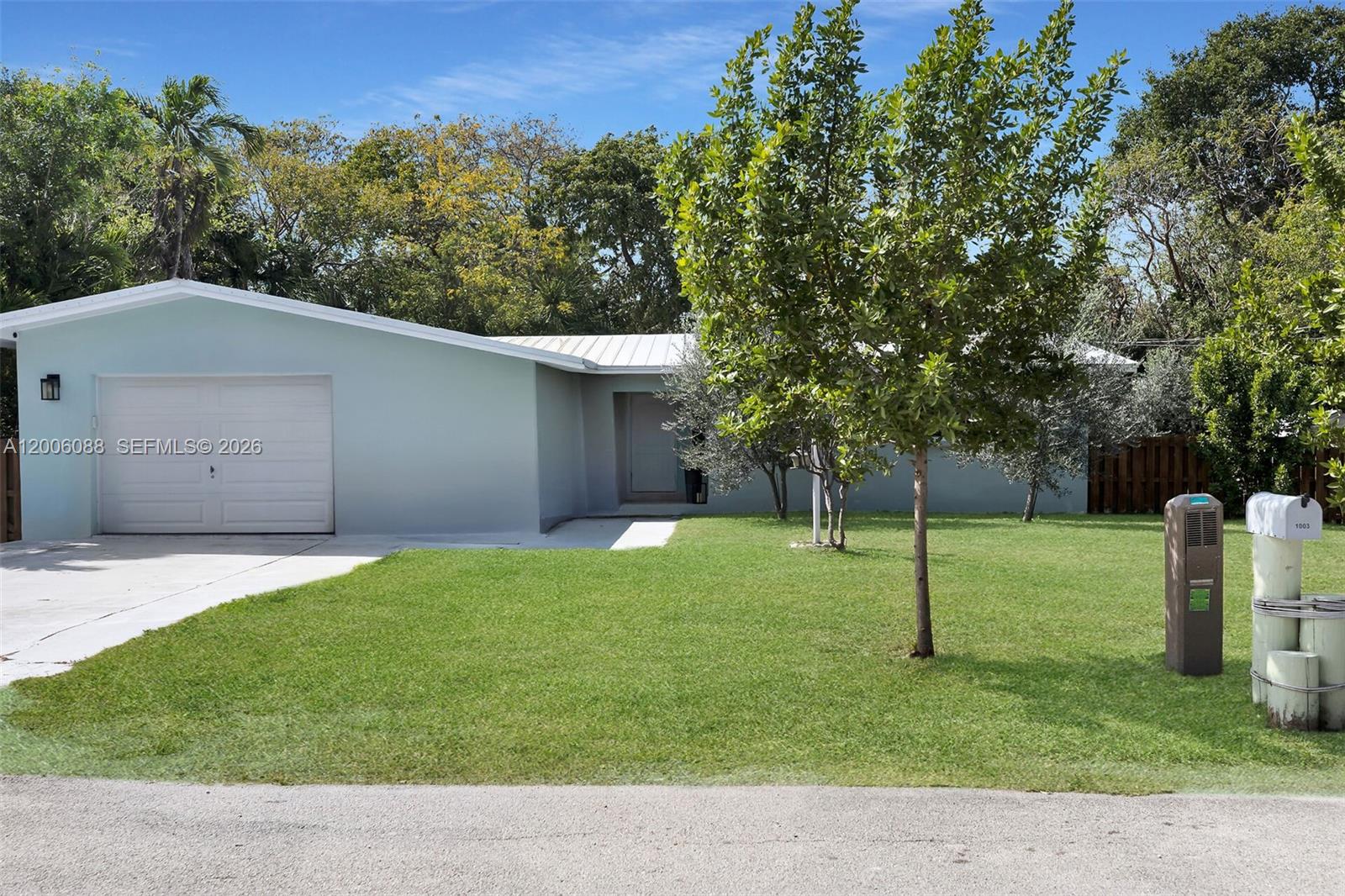 BAHIA MAR ESTS - Residential