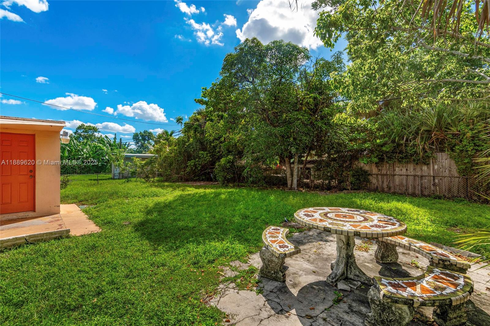 NICHOLS HEIGHTS - Residential