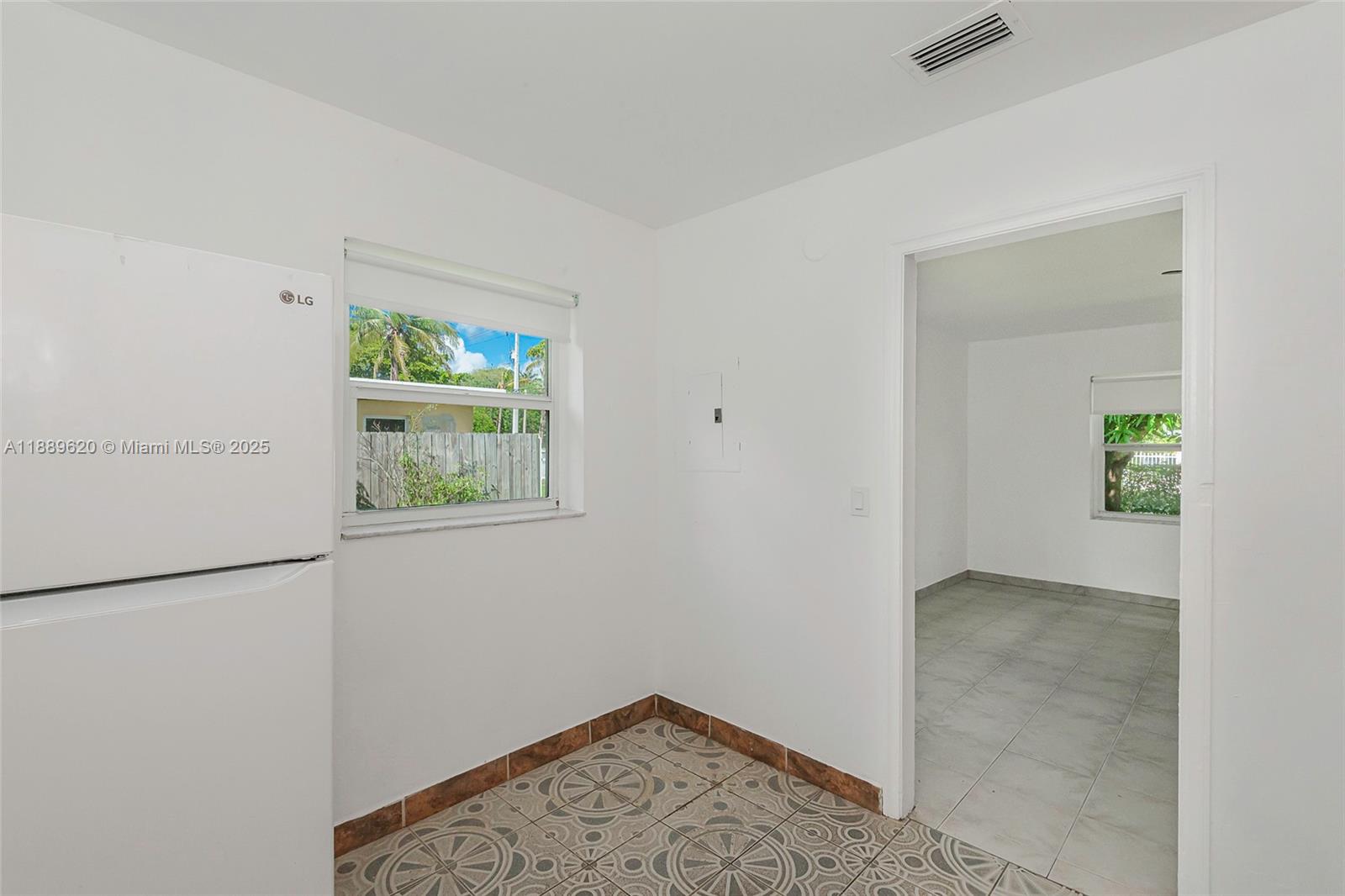 NICHOLS HEIGHTS - Residential