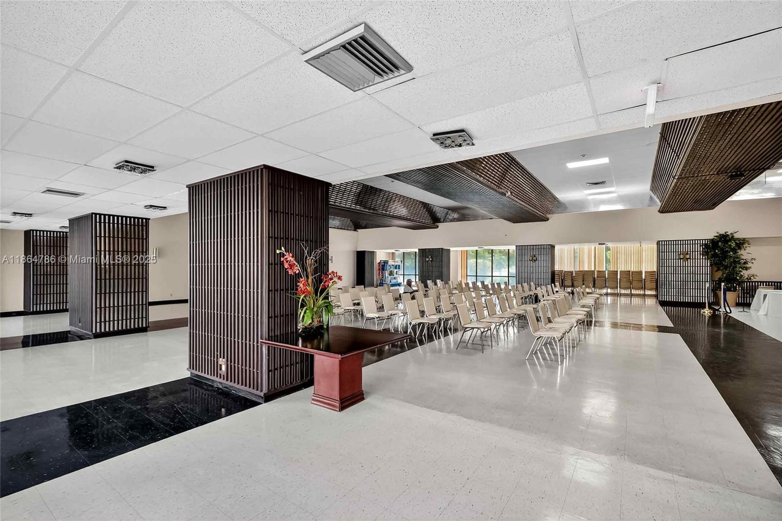 OLYMPUS CONDO PHASE - Residential