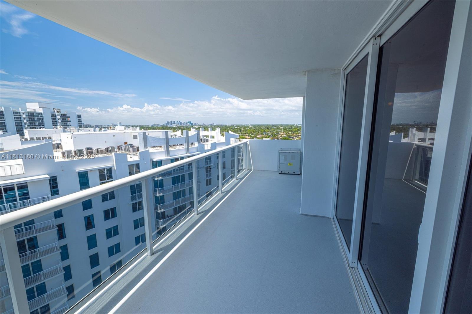 VANTAGE VIEW CONDO - Residential
