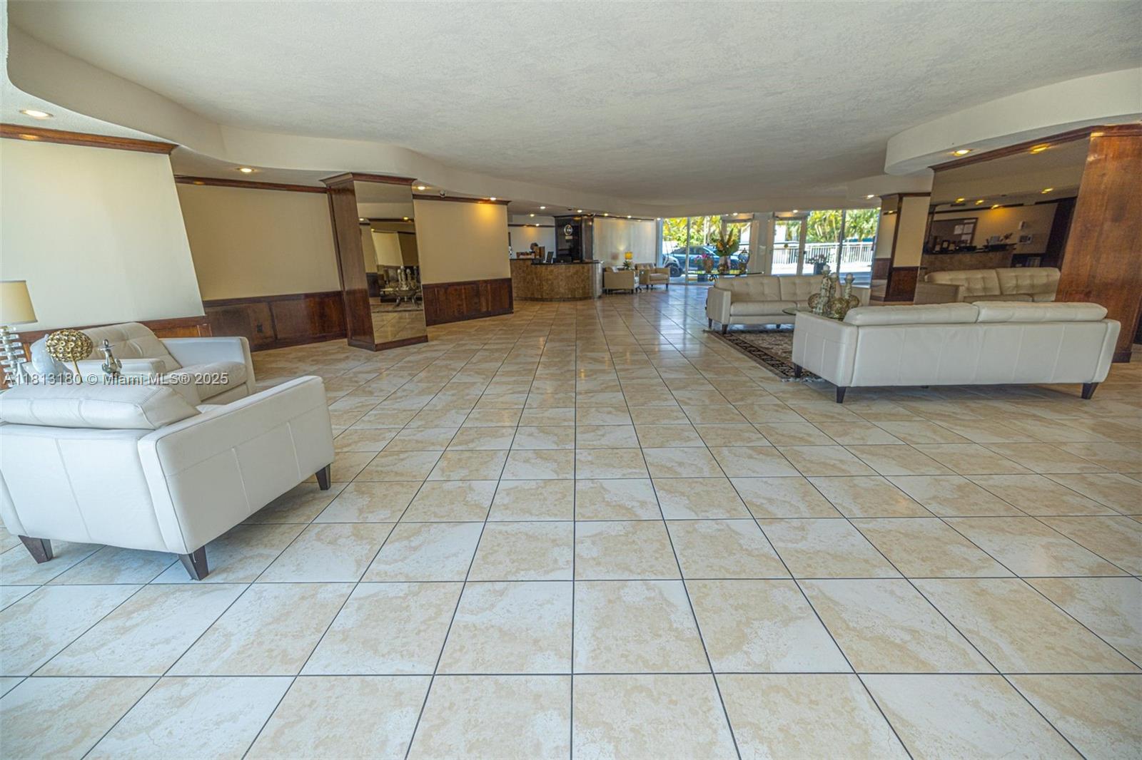 VANTAGE VIEW CONDO - Residential