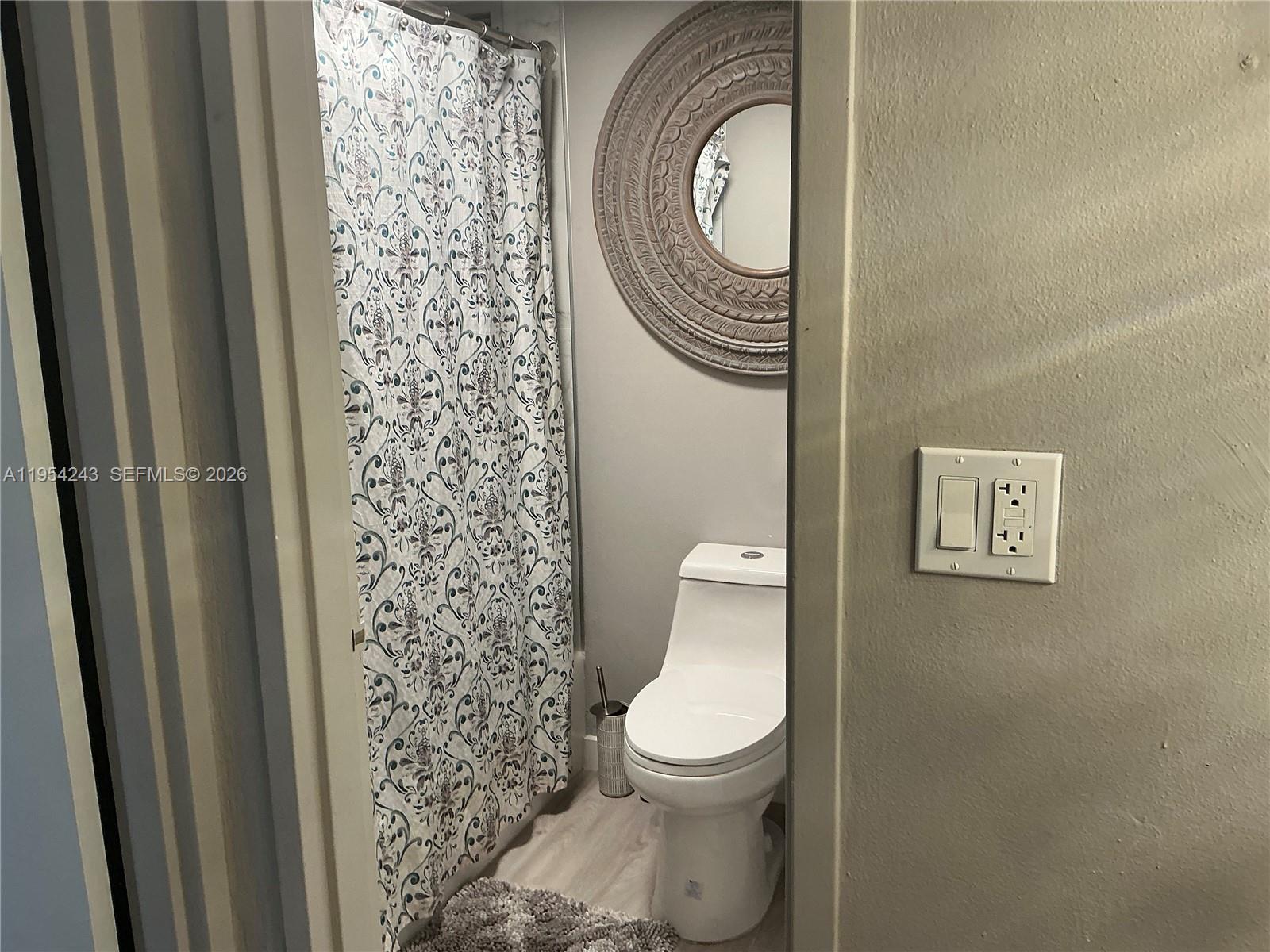 SOUTH BAY CLUB CONDO - Residential Lease