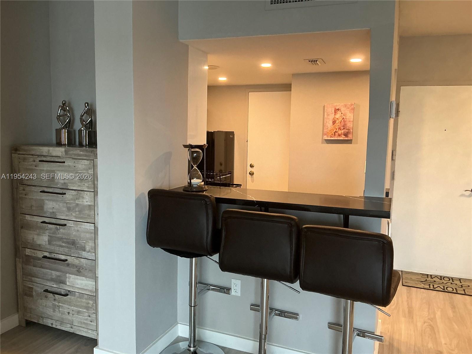 SOUTH BAY CLUB CONDO - Residential Lease