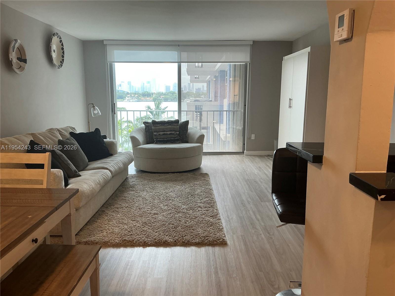 SOUTH BAY CLUB CONDO - Residential Lease