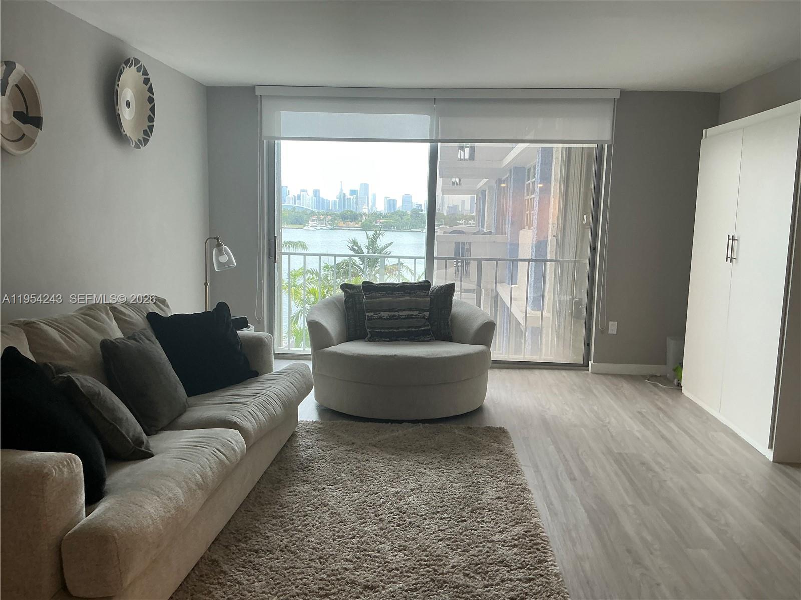 SOUTH BAY CLUB CONDO - Residential Lease