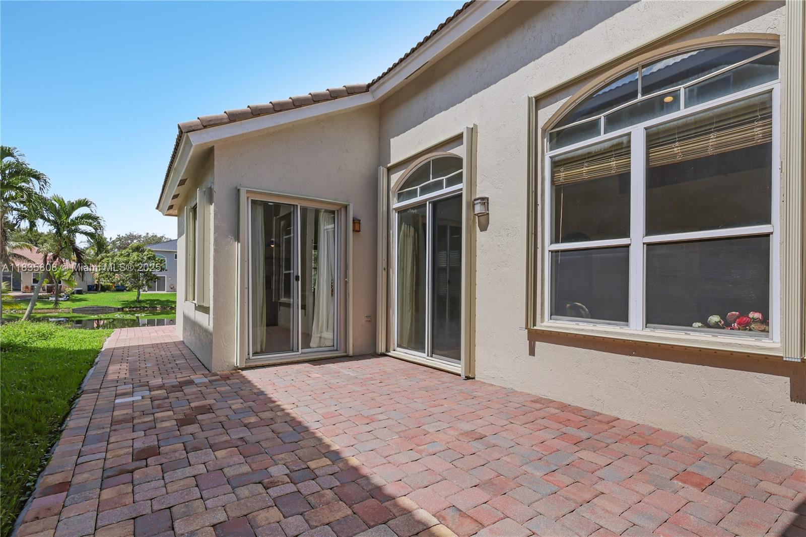 POD 10 AT MONARCH LAKES - Residential