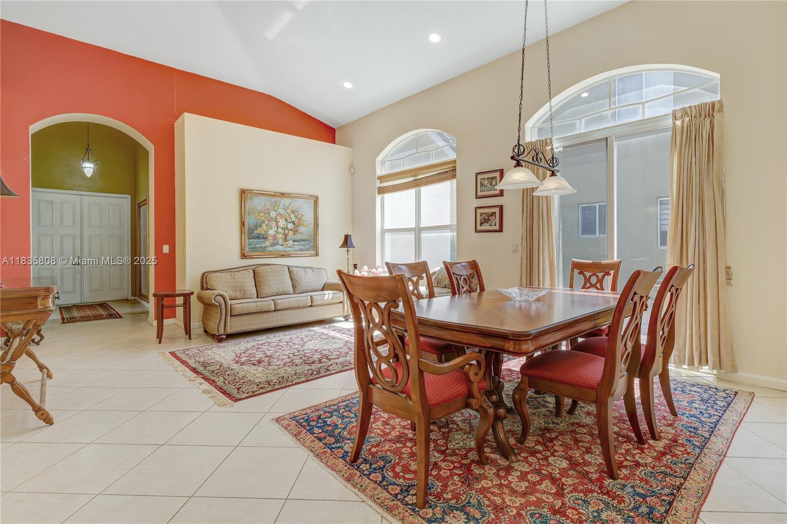 POD 10 AT MONARCH LAKES - Residential