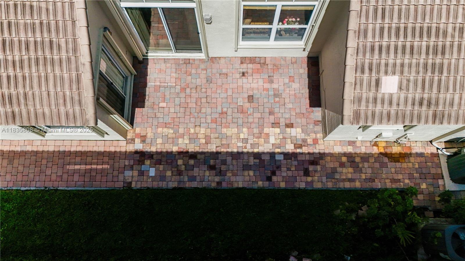 POD 10 AT MONARCH LAKES - Residential