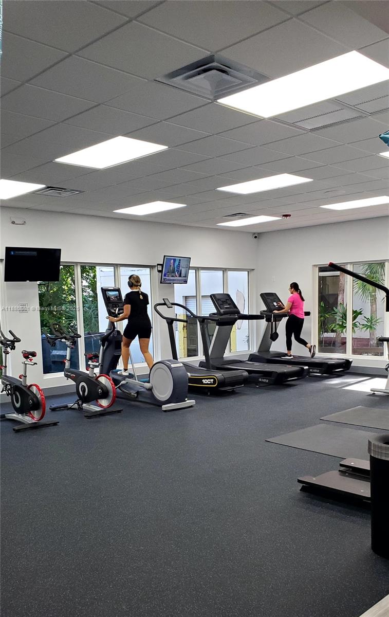 PLAZA OF AMERICAS CONDO P - Residential