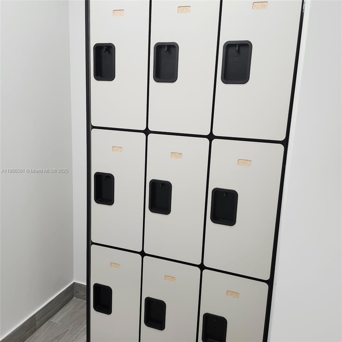 PLAZA OF AMERICAS CONDO P - Residential