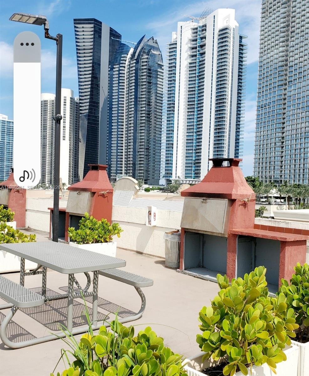 PLAZA OF AMERICAS CONDO P - Residential