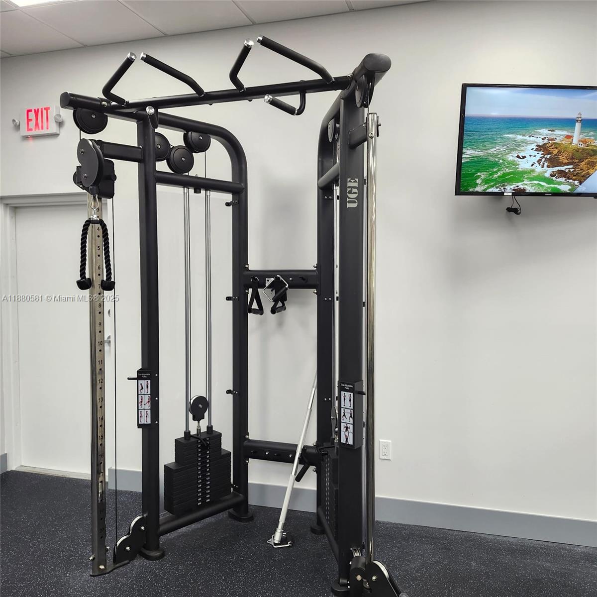 PLAZA OF AMERICAS CONDO P - Residential