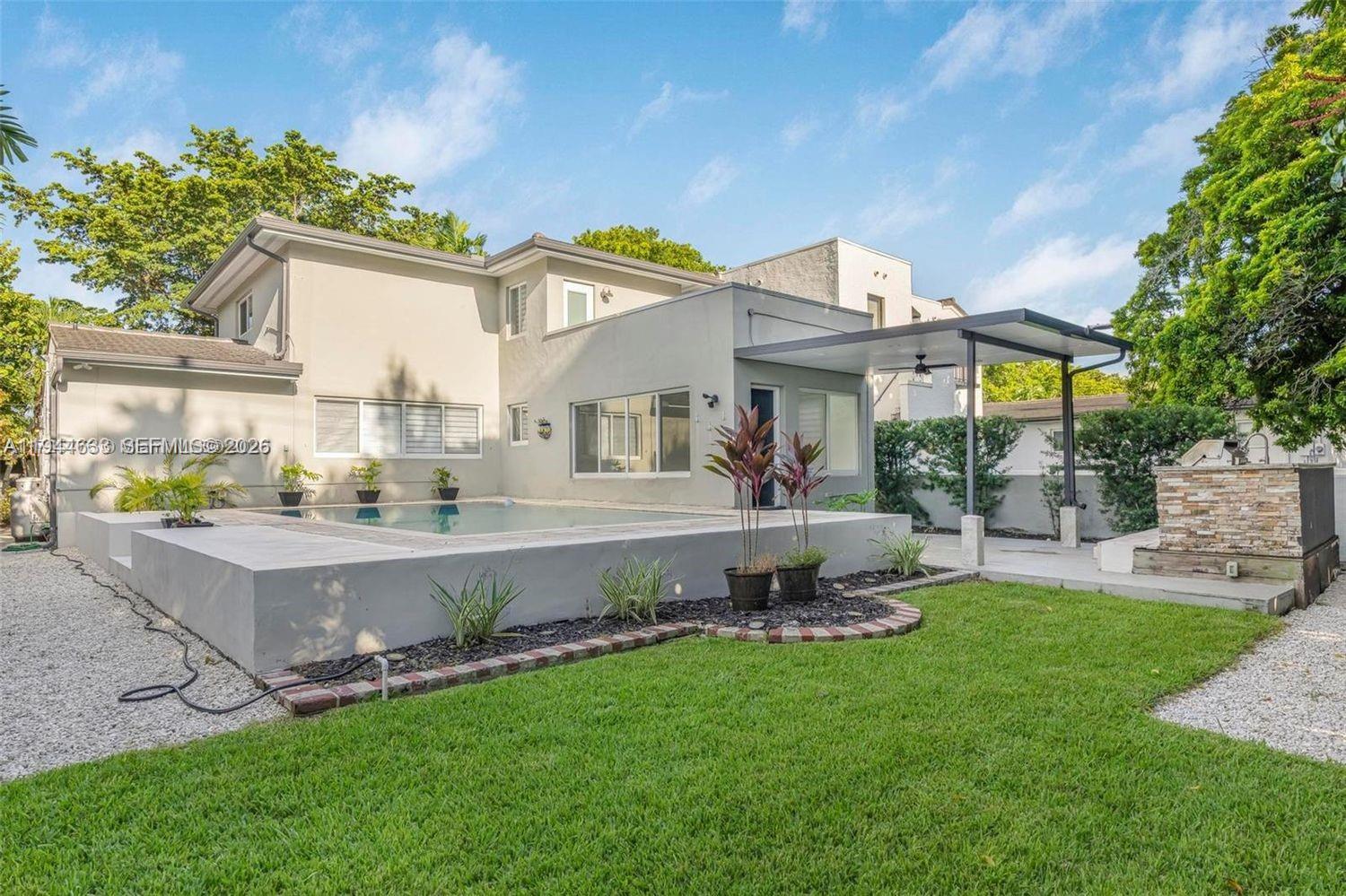 CORAL GABLES GRANADA SEC - Residential