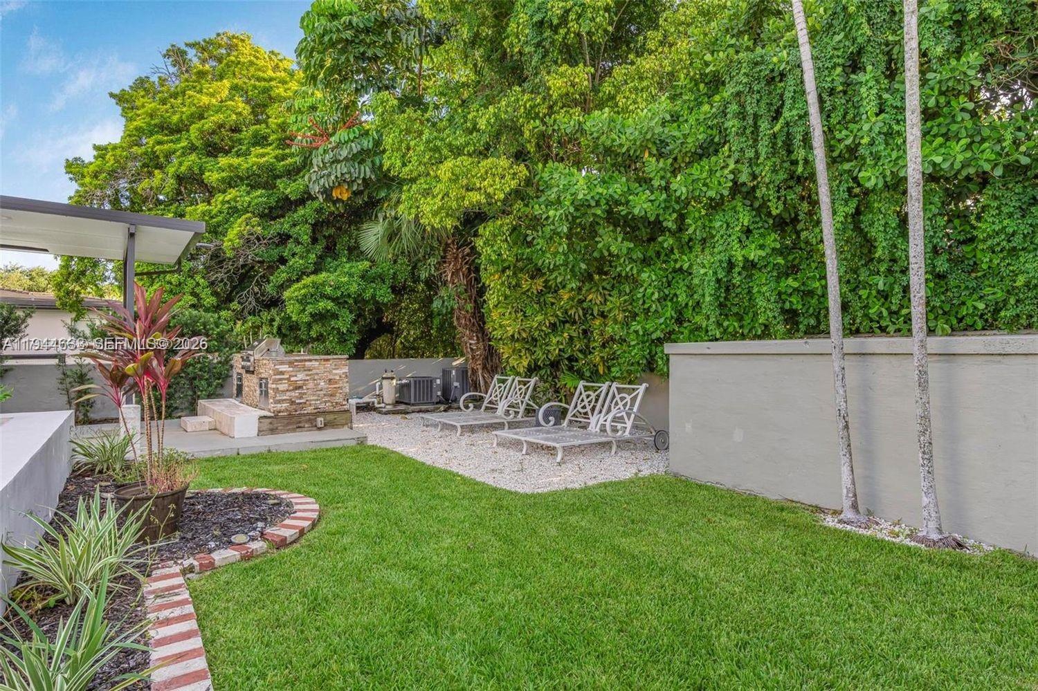 CORAL GABLES GRANADA SEC - Residential