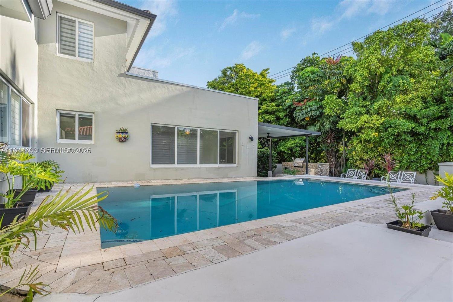 CORAL GABLES GRANADA SEC - Residential