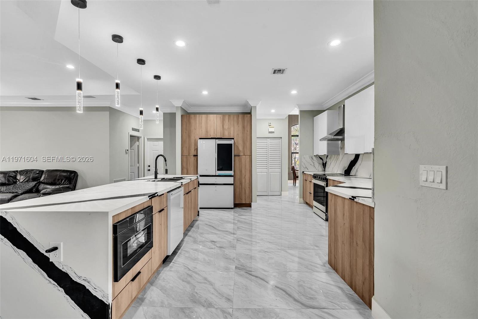 KAPOK VILLAGE ESTATES - Residential