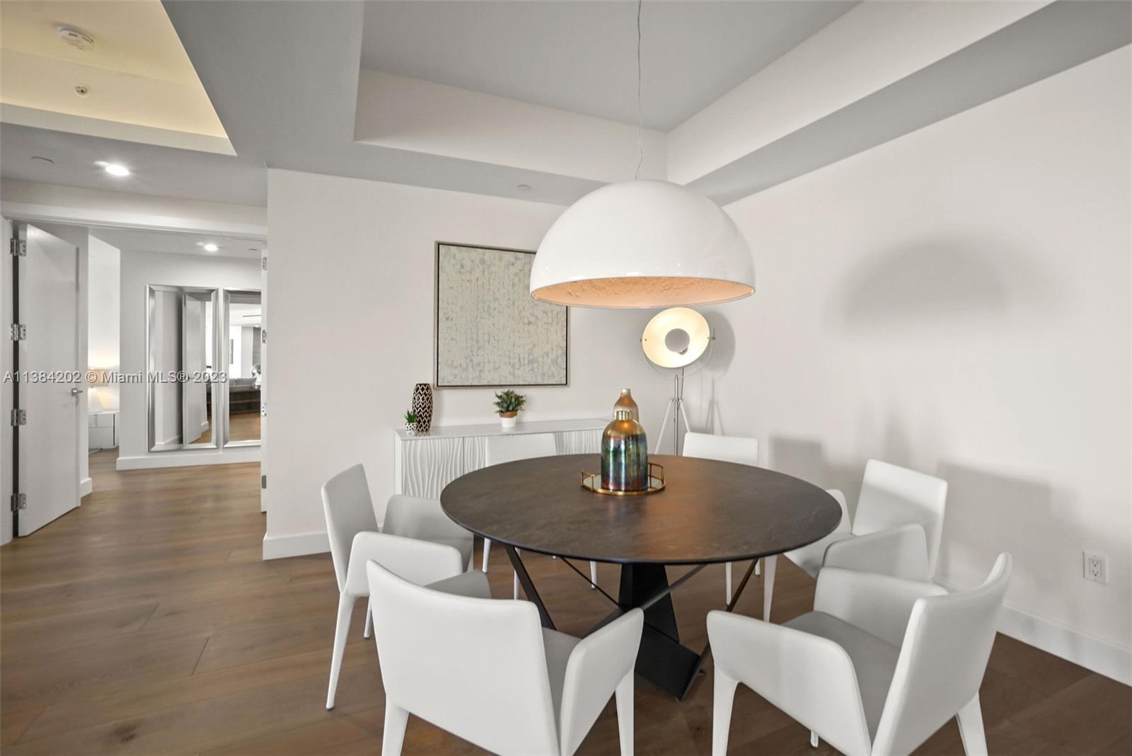 AZURE CONDO - Residential