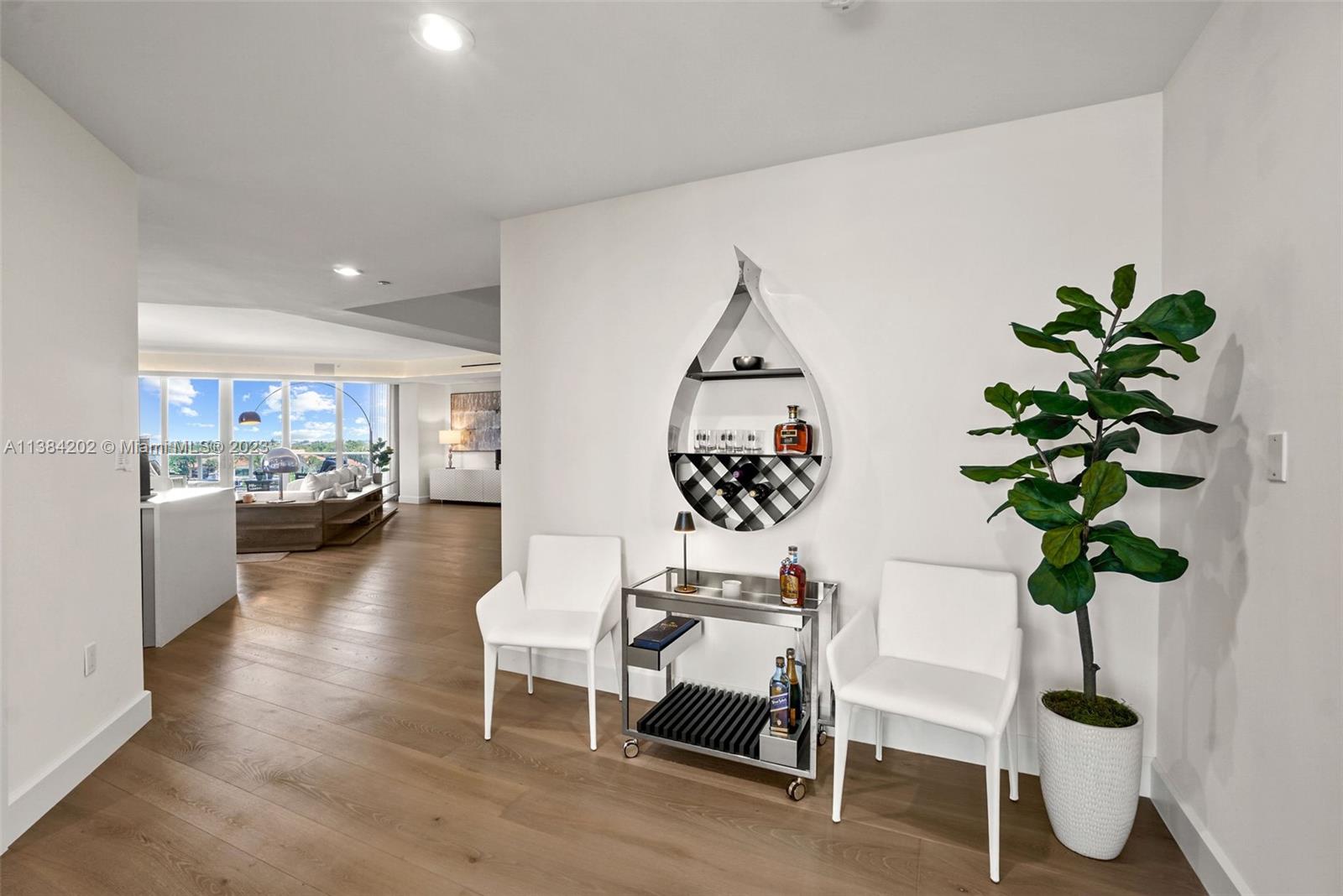 AZURE CONDO - Residential