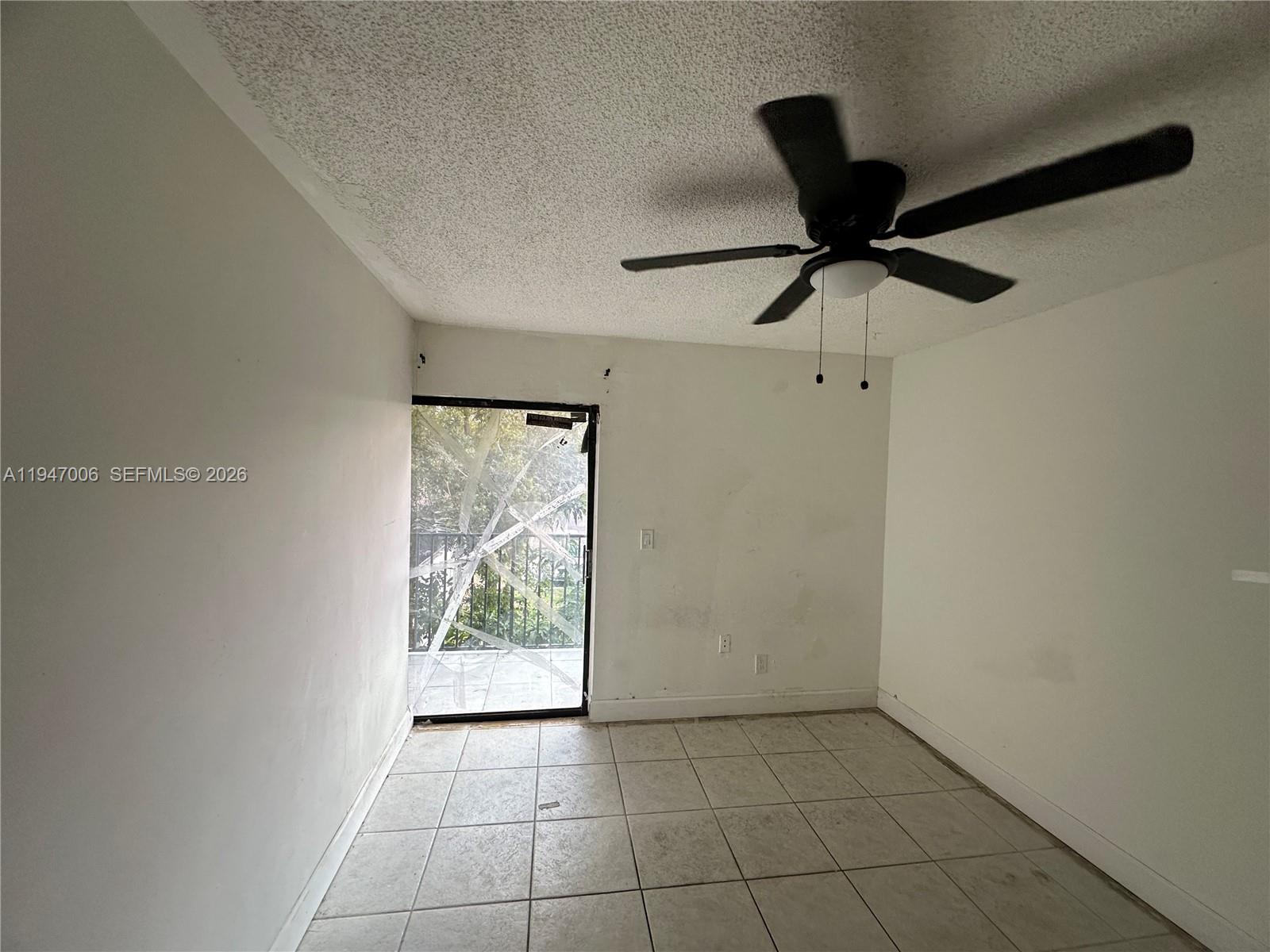 WOODSCAPE TOWNHOMES - Residential