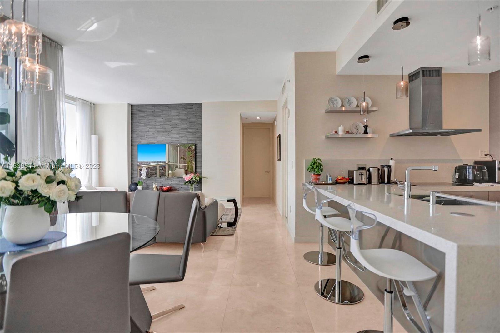 TRUMP ROYALE CONDO - Residential Lease