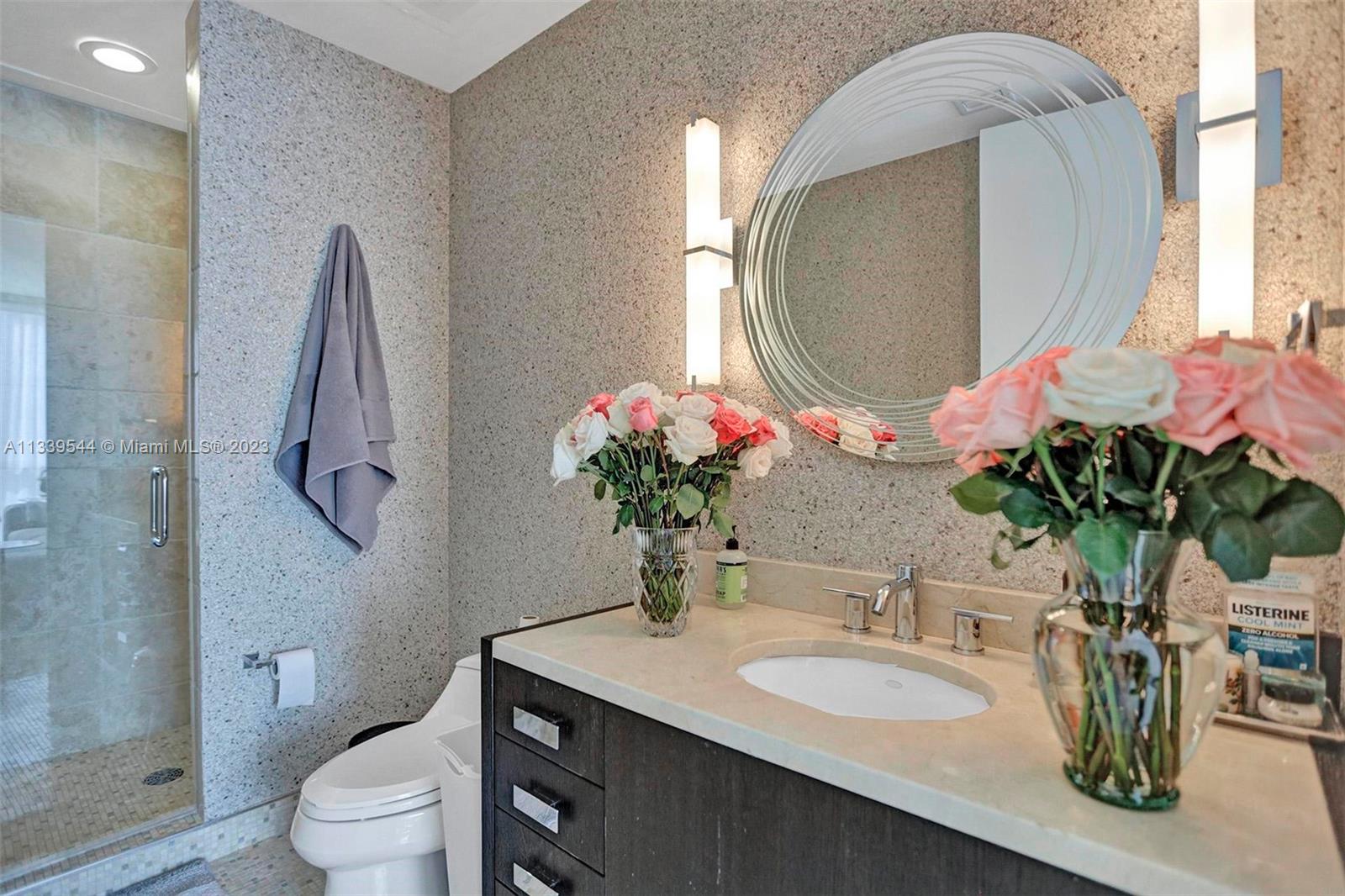 TRUMP ROYALE CONDO - Residential Lease