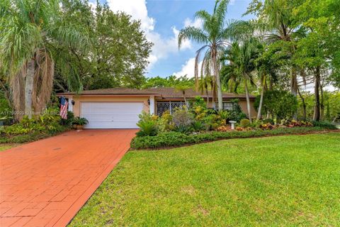 8620 SW 181st St Palmetto Bay FL 33157