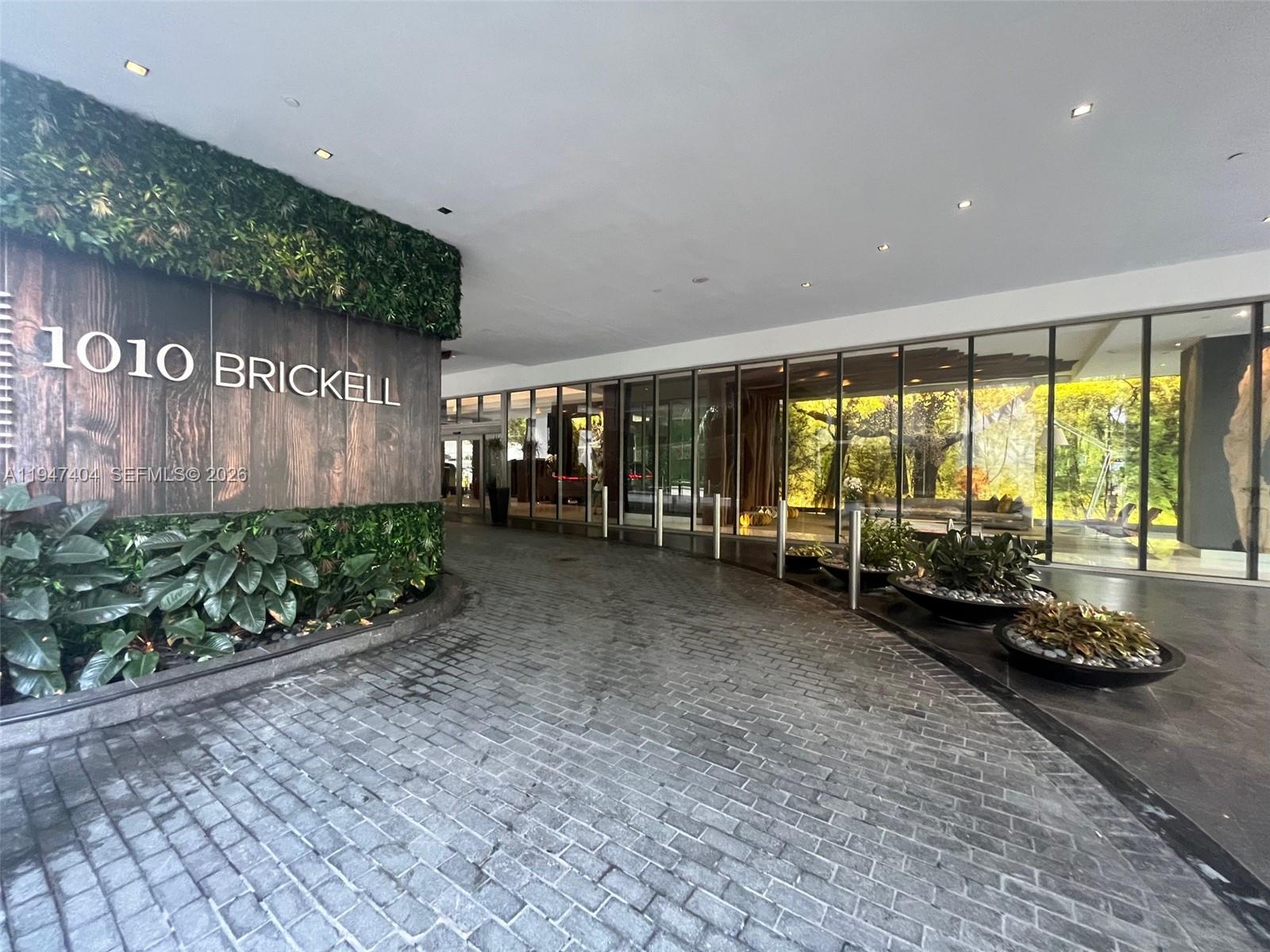 1010 Brickell Ave 2406