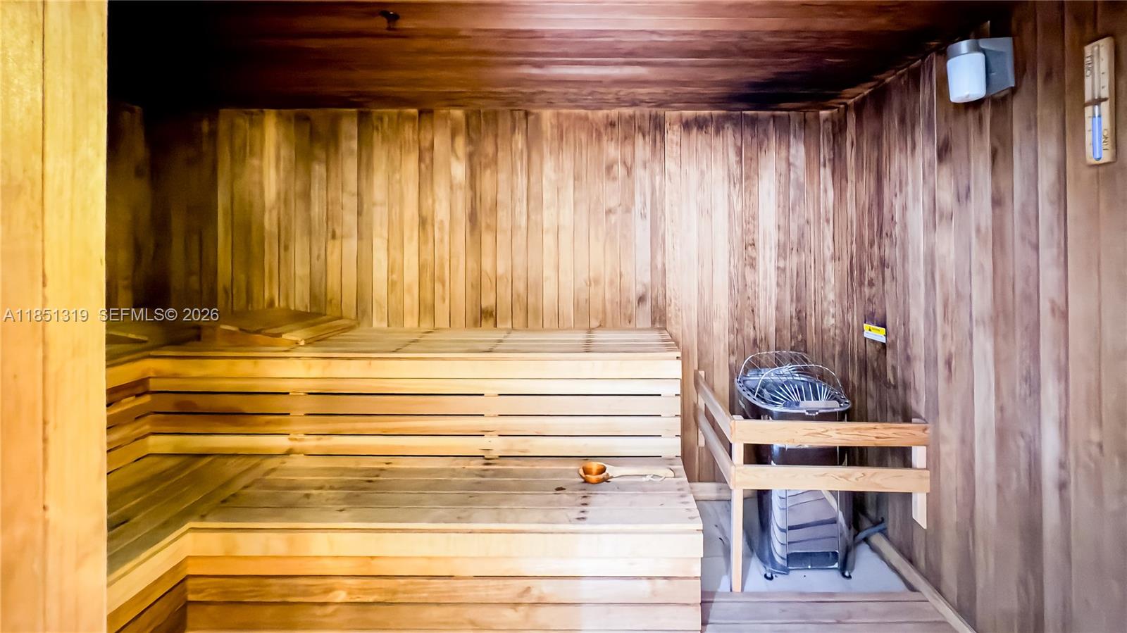 TURNBERRY VLG NO TOWER CO - Residential