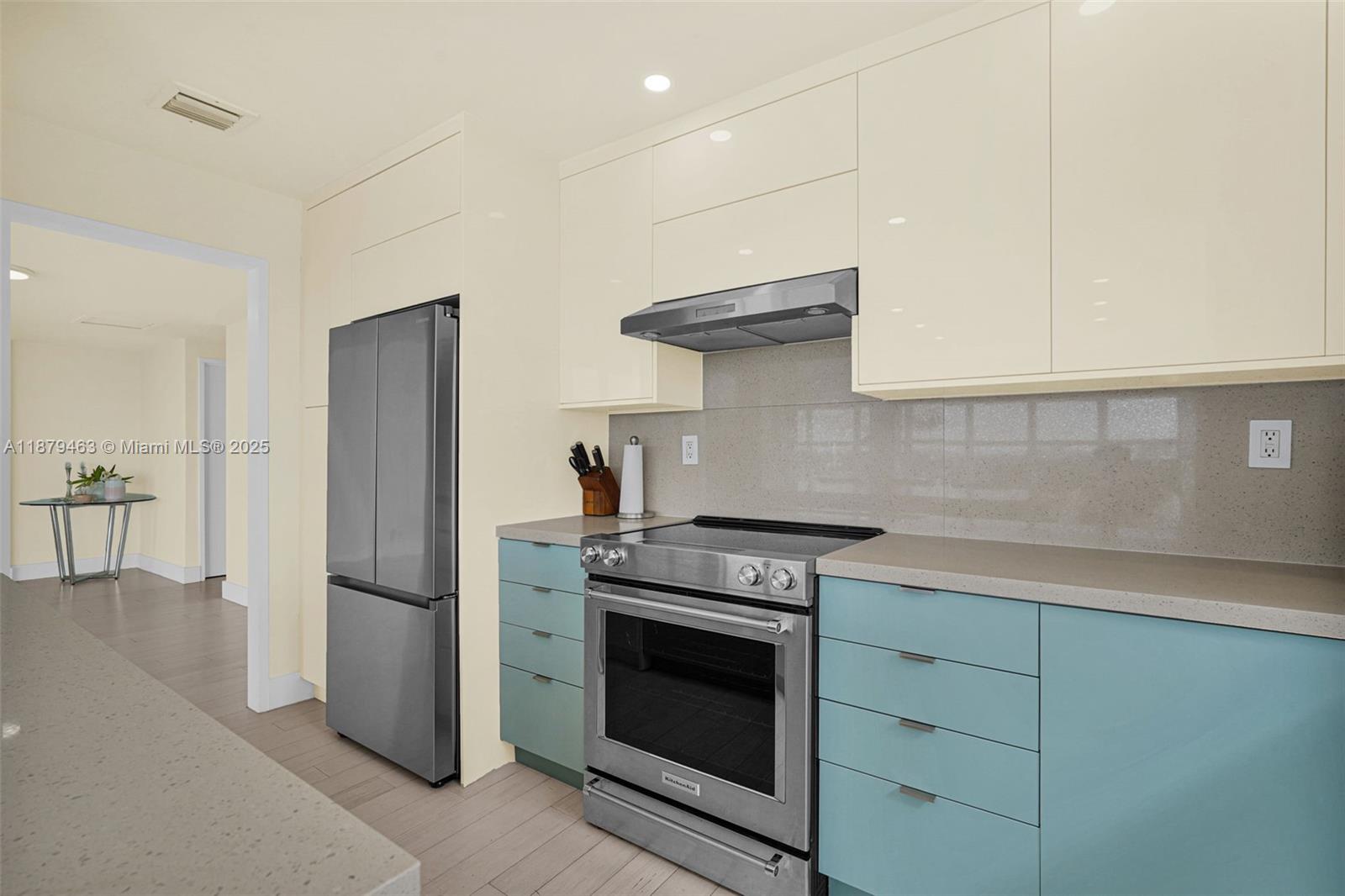 BLAIR HOUSE CONDO - WEST - Residential