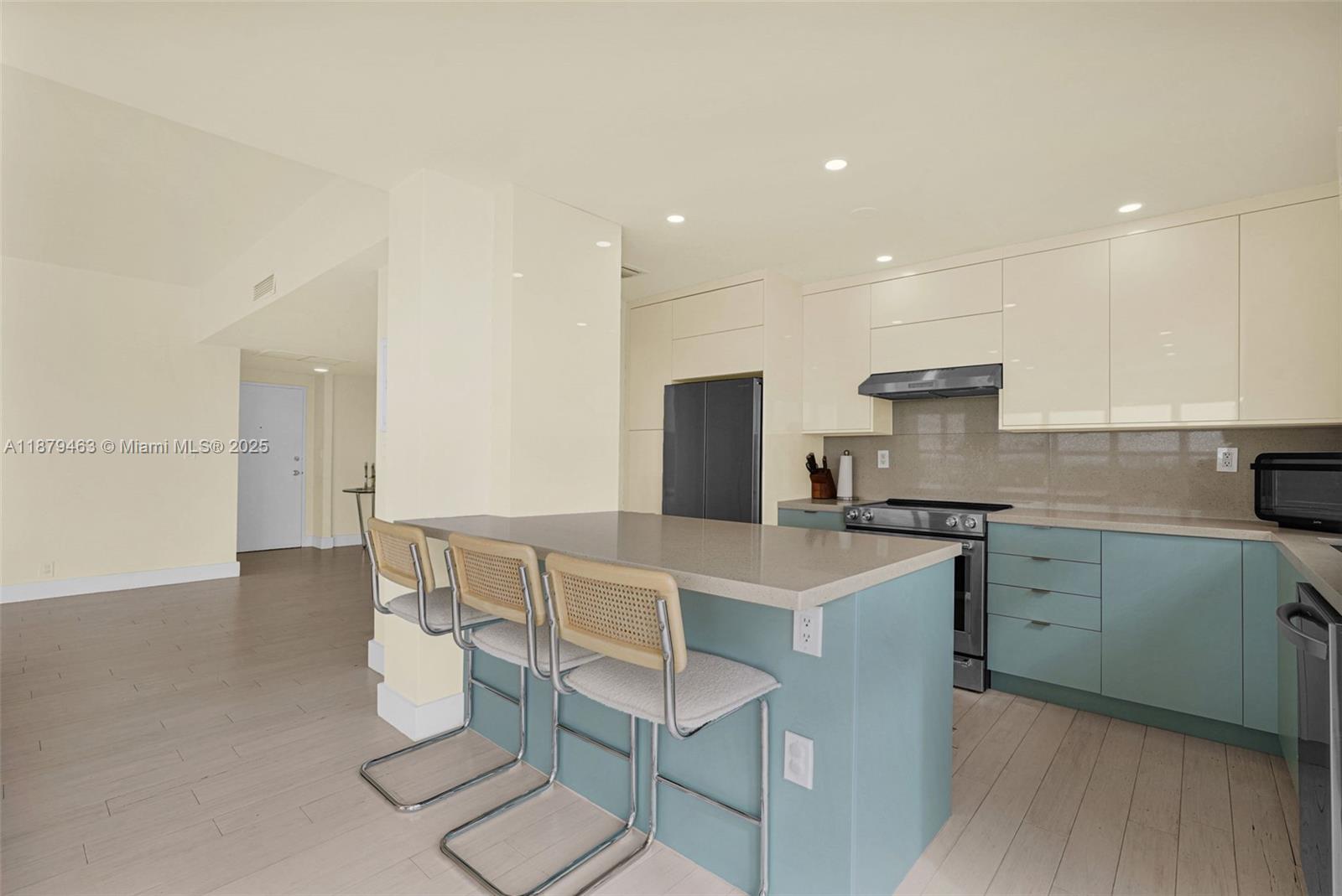 BLAIR HOUSE CONDO - WEST - Residential