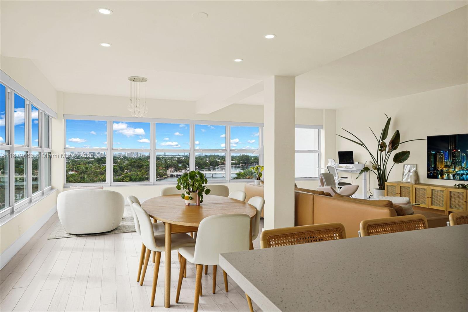 BLAIR HOUSE CONDO - WEST - Residential