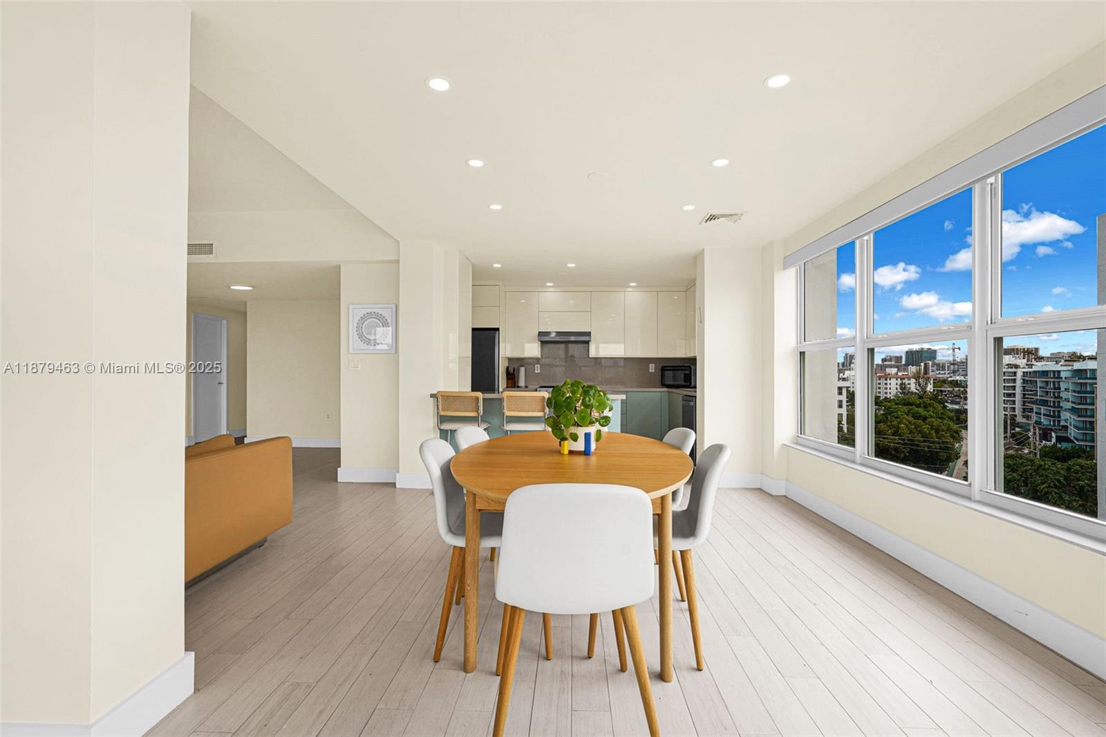 BLAIR HOUSE CONDO - WEST - Residential