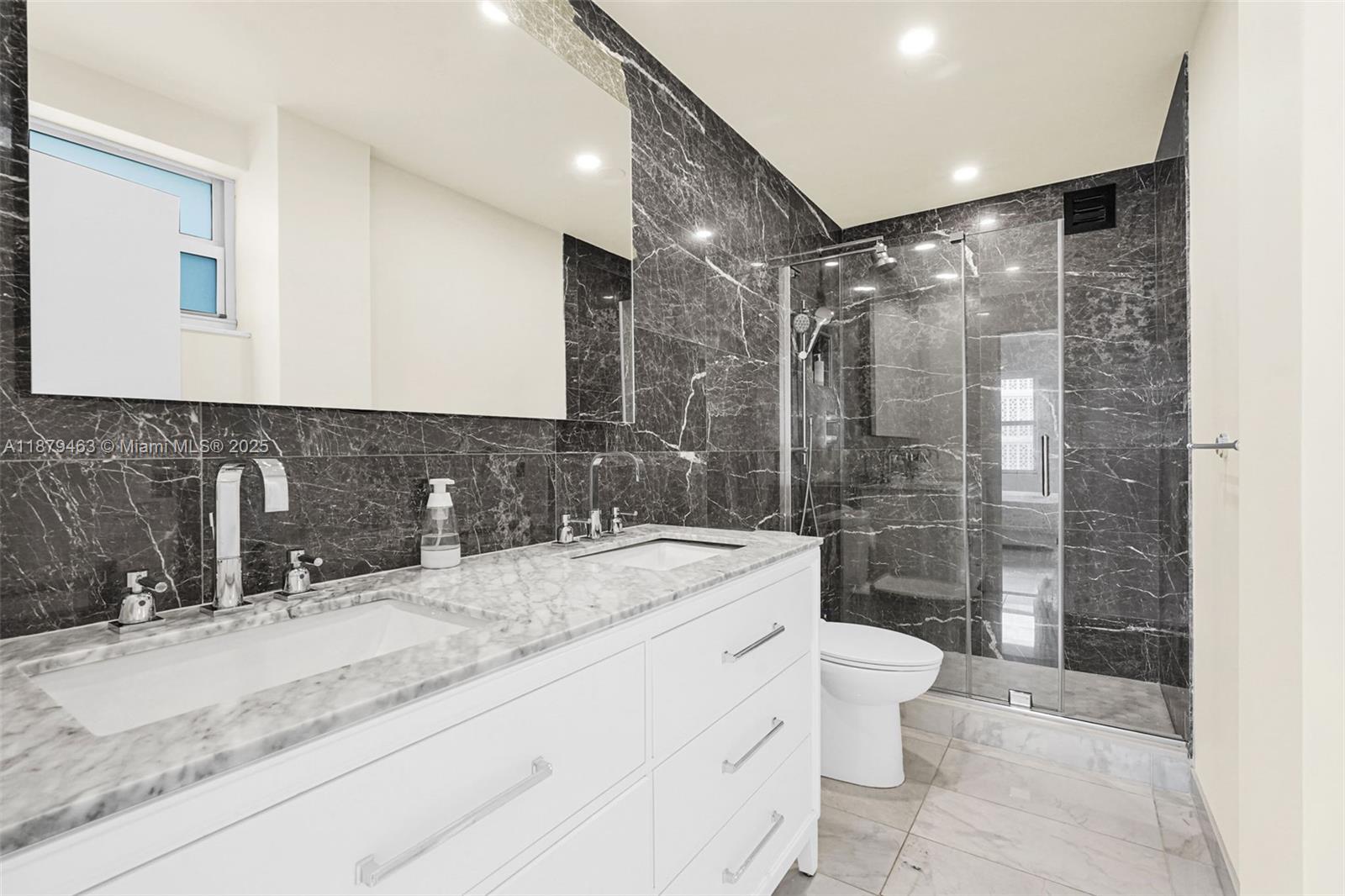 BLAIR HOUSE CONDO - WEST - Residential