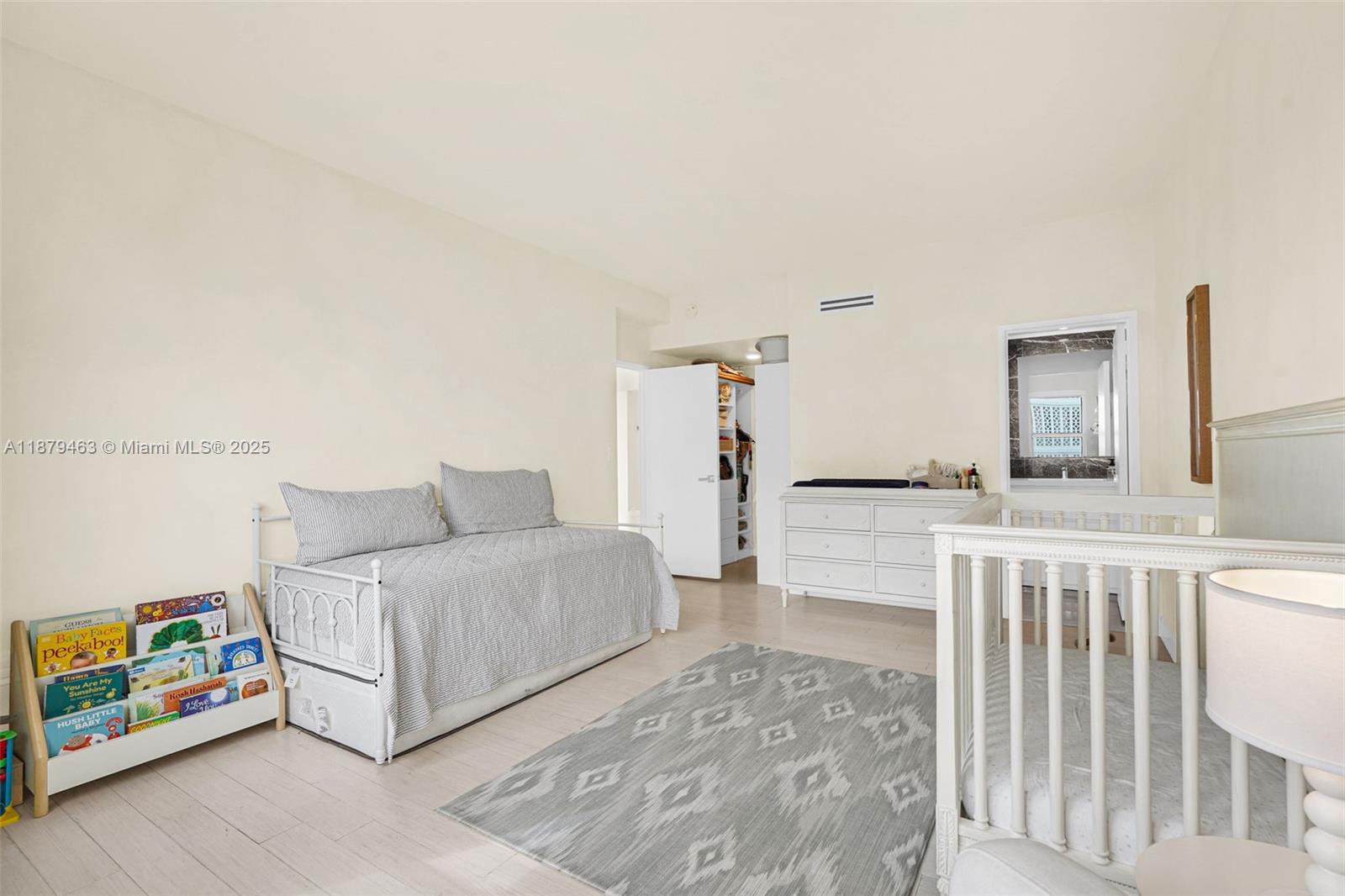 BLAIR HOUSE CONDO - WEST - Residential