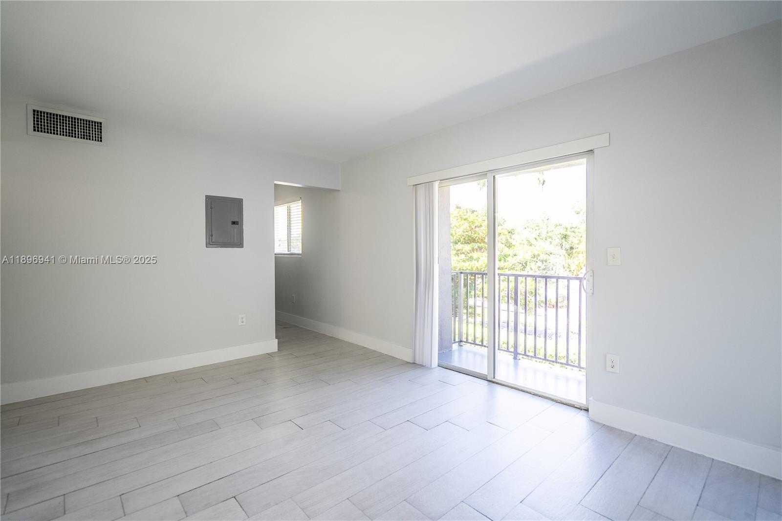 BAYSHORE AMD - Residential Lease