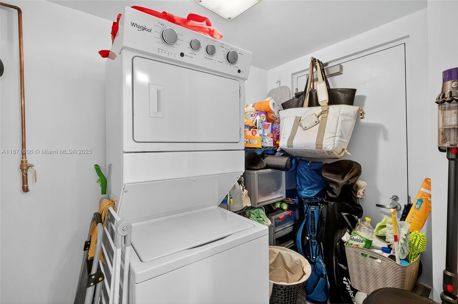 North Bay Village, Florida 33141, United States, 3 Bedrooms Bedrooms, ,3 BathroomsBathrooms,Residential,Active,205166