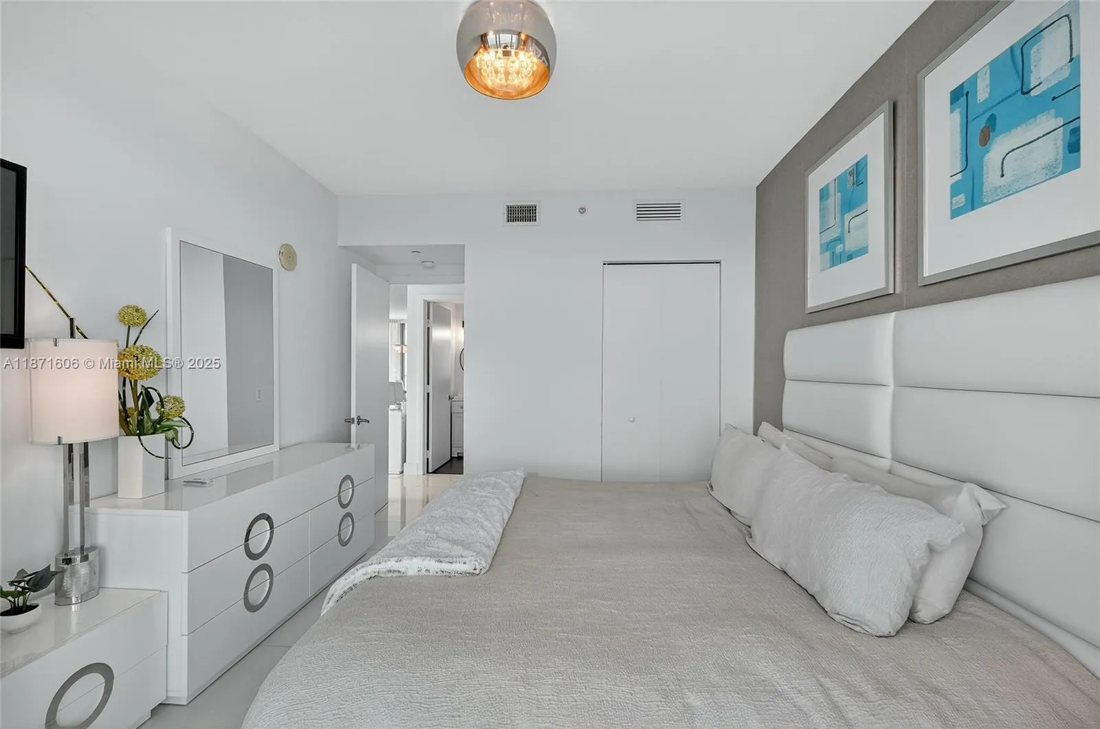 North Bay Village, Florida 33141, United States, 3 Bedrooms Bedrooms, ,3 BathroomsBathrooms,Residential,Active,205166