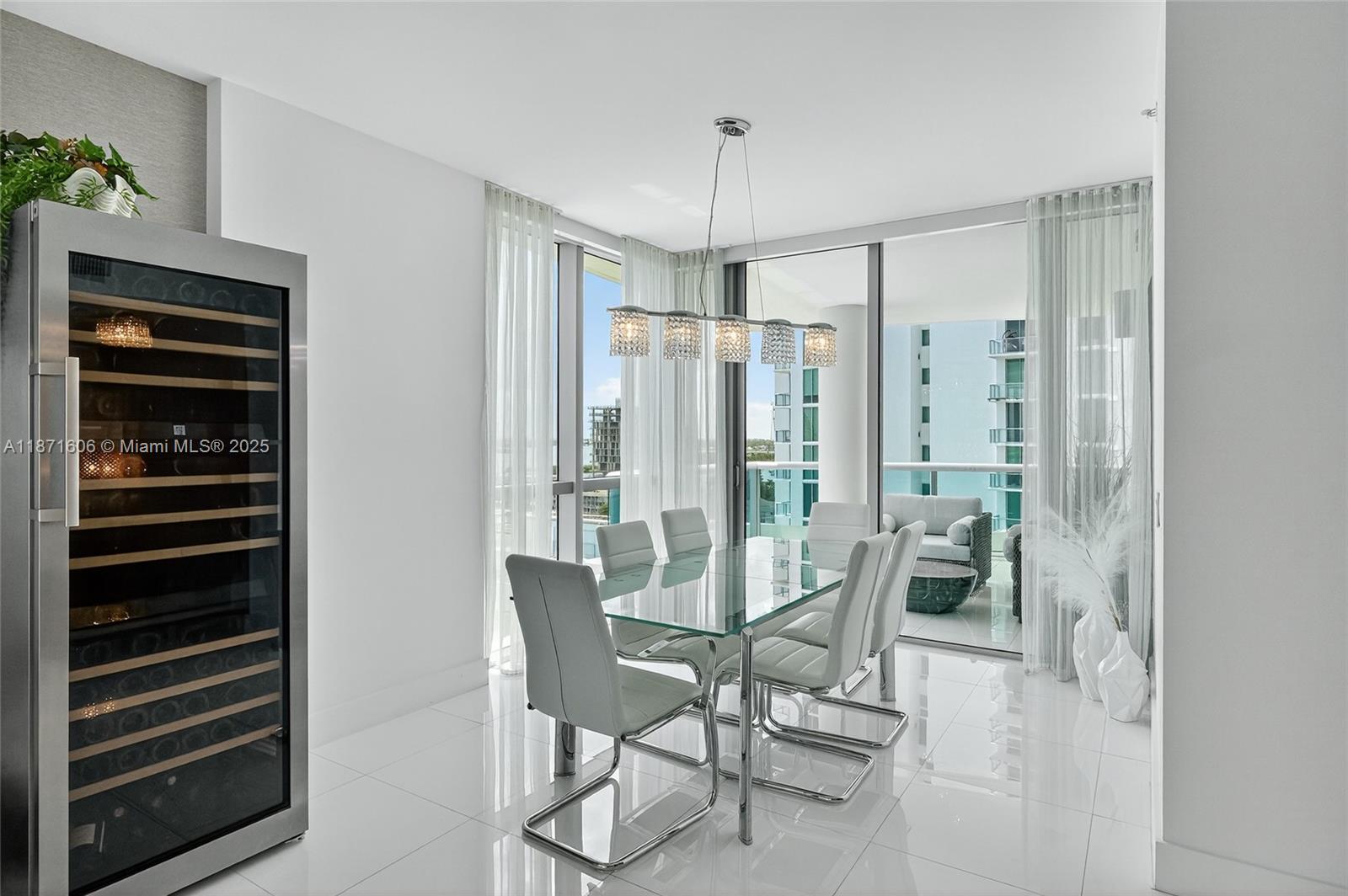 CIELO ON THE BAY CONDO - Residential