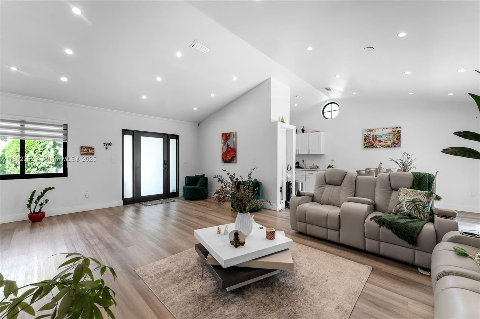 HAINLIN MILL ESTATES SEC - Residential