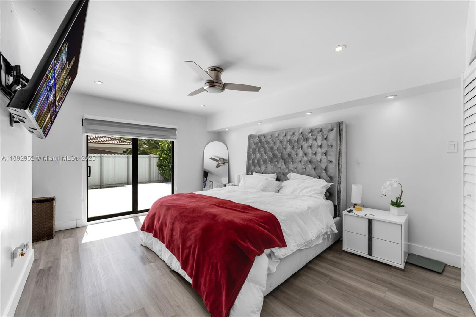 HAINLIN MILL ESTATES SEC - Residential