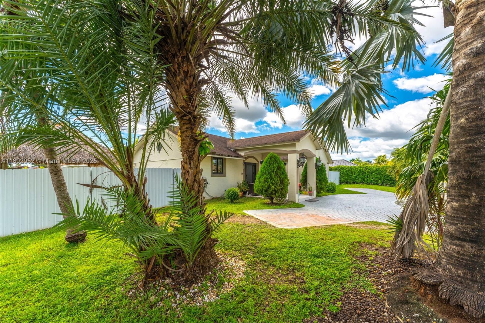 HAINLIN MILL ESTATES SEC - Residential
