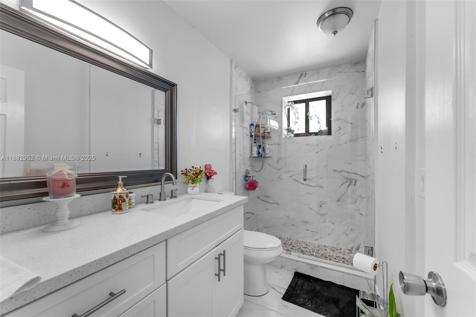 HAINLIN MILL ESTATES SEC - Residential