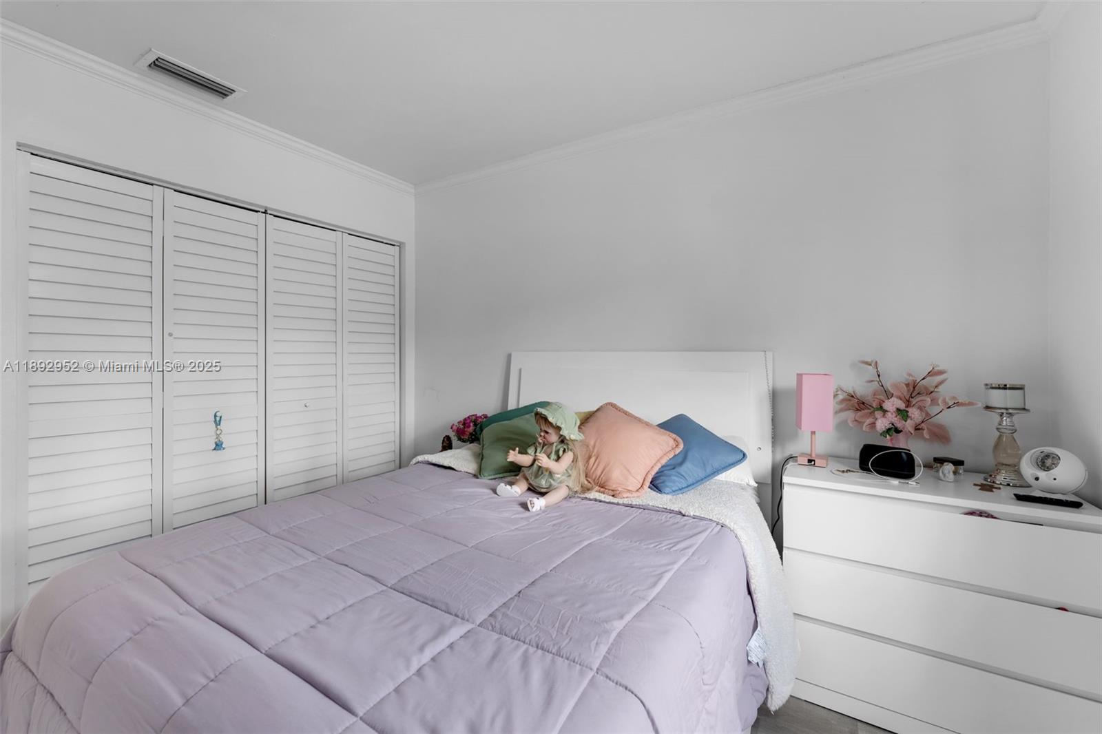 HAINLIN MILL ESTATES SEC - Residential
