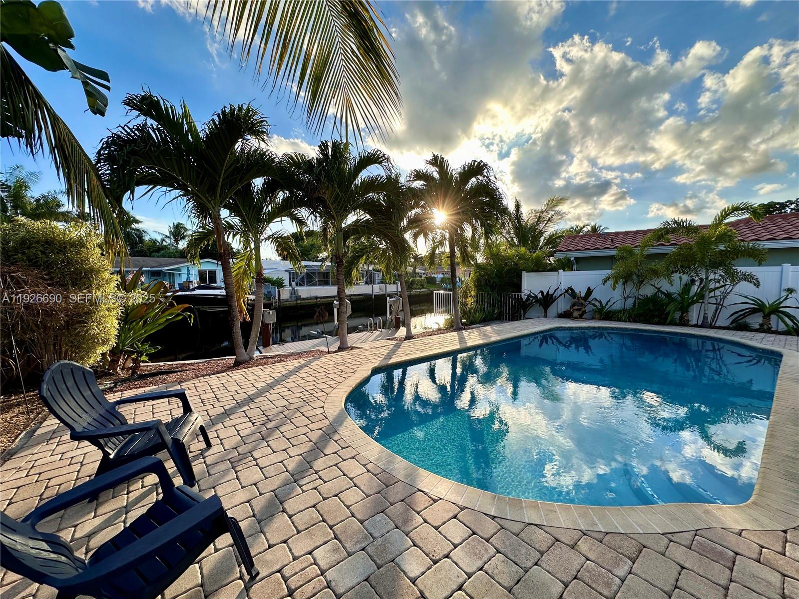 CORAL RIDGE ISLES - Residential Lease