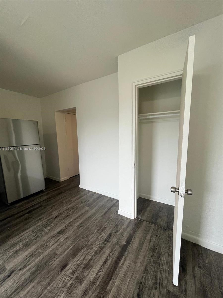 Fully renovated 1-bedroom, 1-bath unit in a gated building near Brickell and Wynwood. This apartment features a modern kitchen and bathroom, new appliances (A/C, stove, fridge, microwave), and updated finishes throughout. Located in the heart of Miami, just minutes from Calle 8, restaurants, art, and public transit. Ideal for professionals or students seeking affordability and convenience. Easy to show!