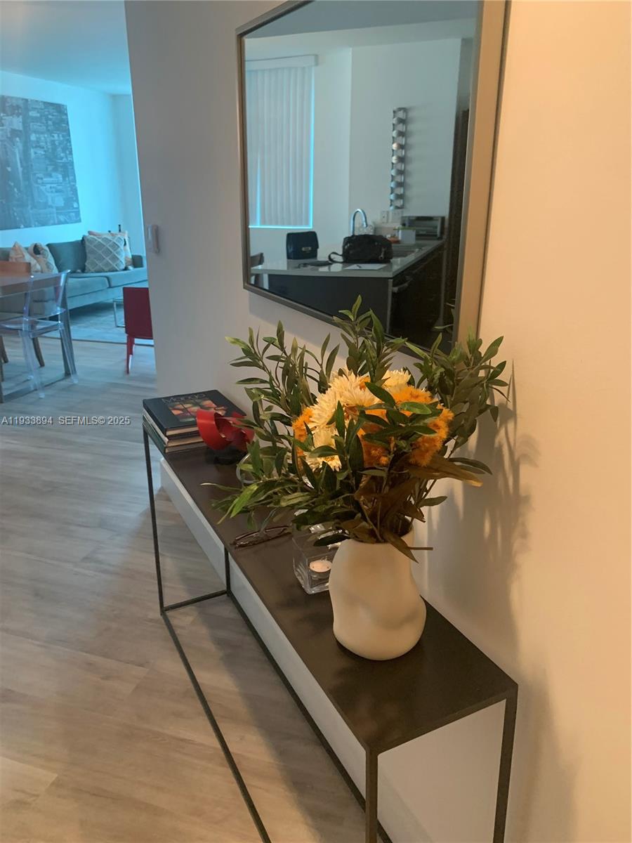 500 Brickell Ave 1507