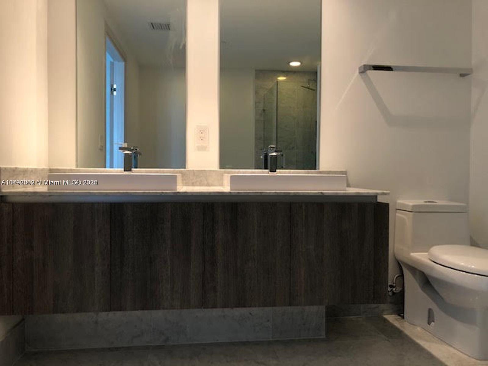 801 SMA RESIDENCES CONDO - Residential