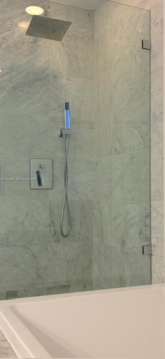 801 SMA RESIDENCES CONDO - Residential